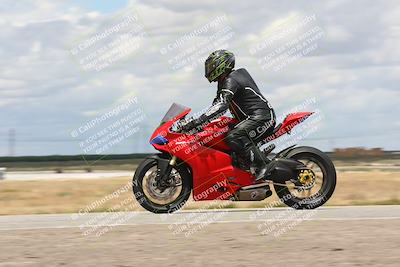 media/Apr-26-2024-TrackDaz (Fri) [[c4b677d280]]/C Group/140pm (Wheelie Bump)/